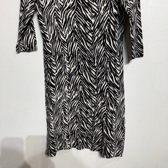Ann Taylor Zebra Print Mini Sweater Dress Sz XSP - Picture 3 of 9